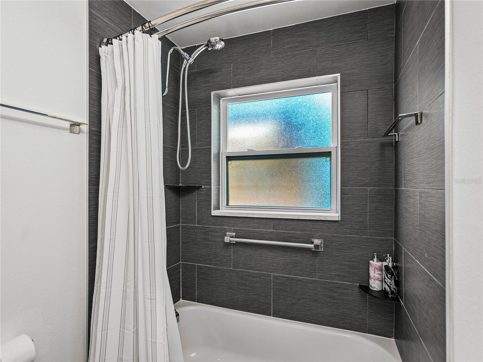 7125 S Shore Drive S South Pasadena FL 33707 TB8487920 image40