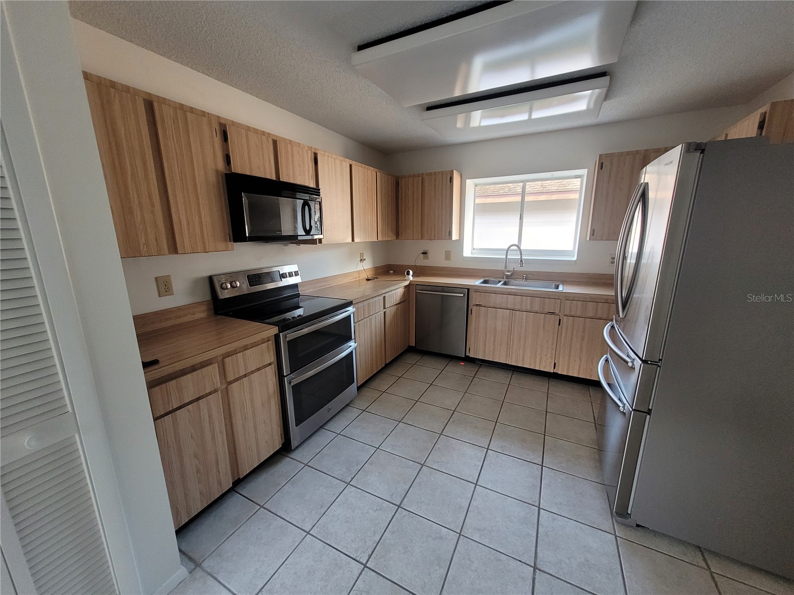 7125 Silvermill Drive Tampa FL 33635 TB8509450 image30