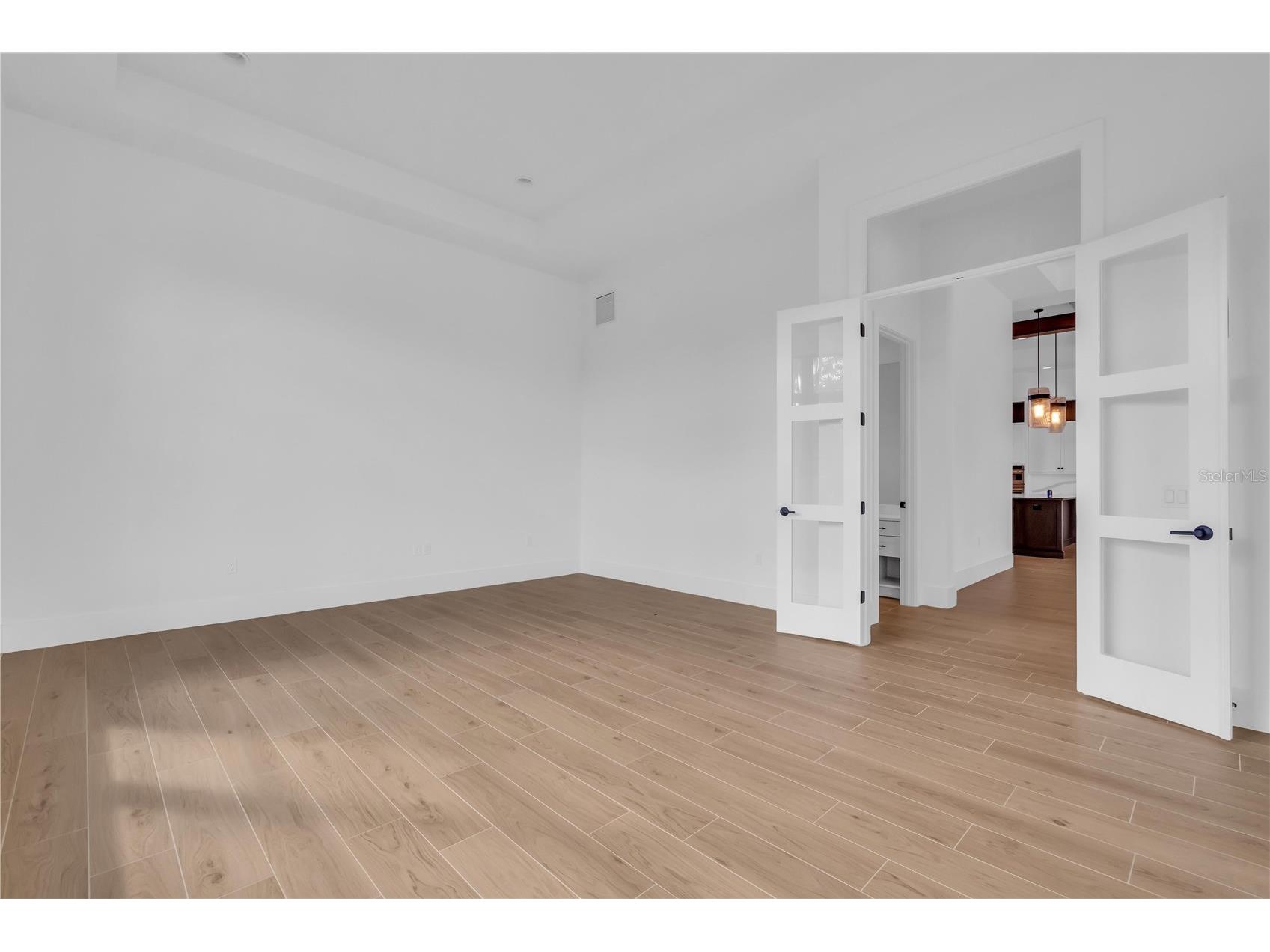 7125 Westmoreland Drive Sarasota FL 34243 - BOWLES CREEK A4675672 image33