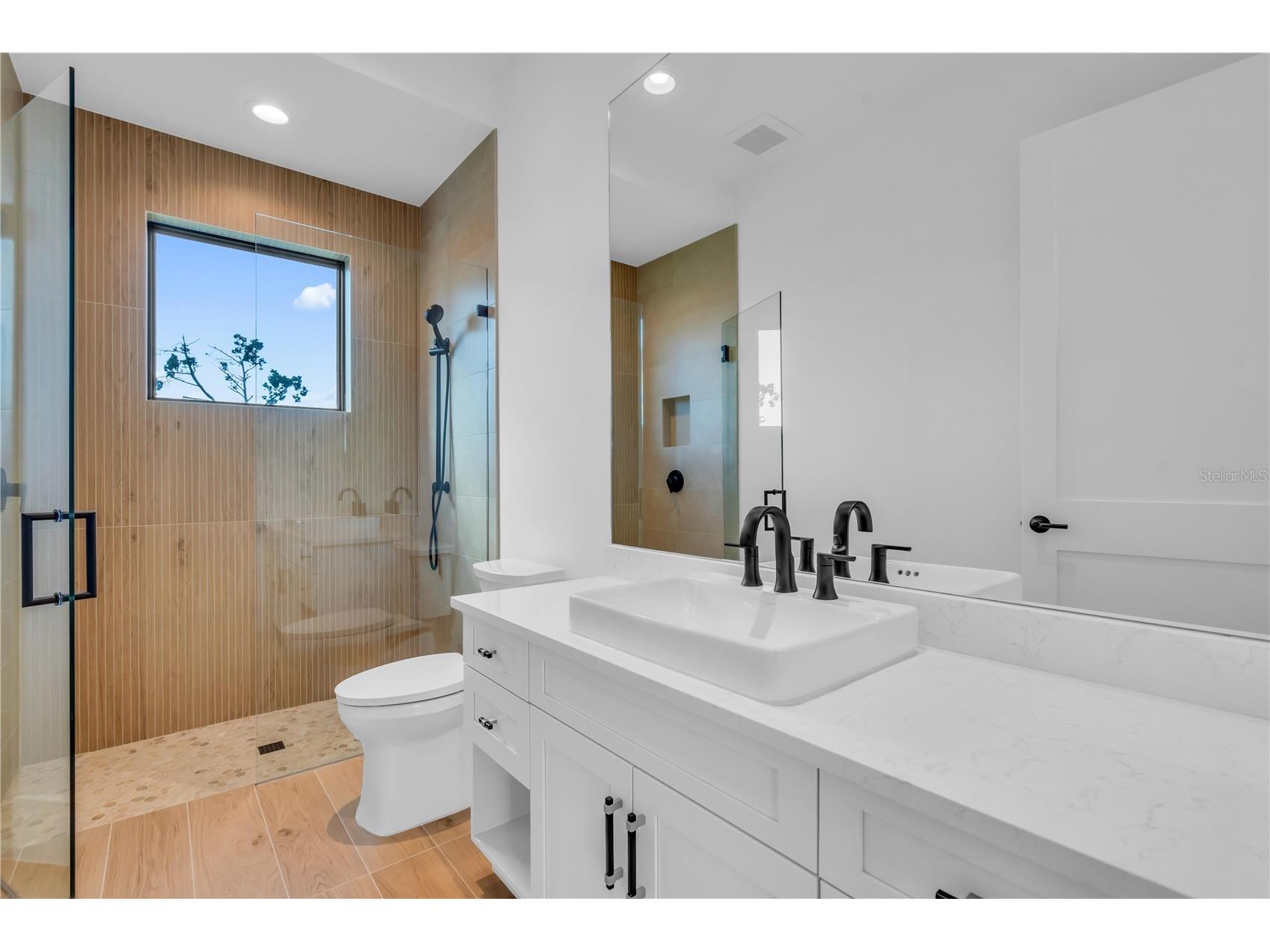 7125 Westmoreland Drive Sarasota FL 34243 - BOWLES CREEK A4675672 image36