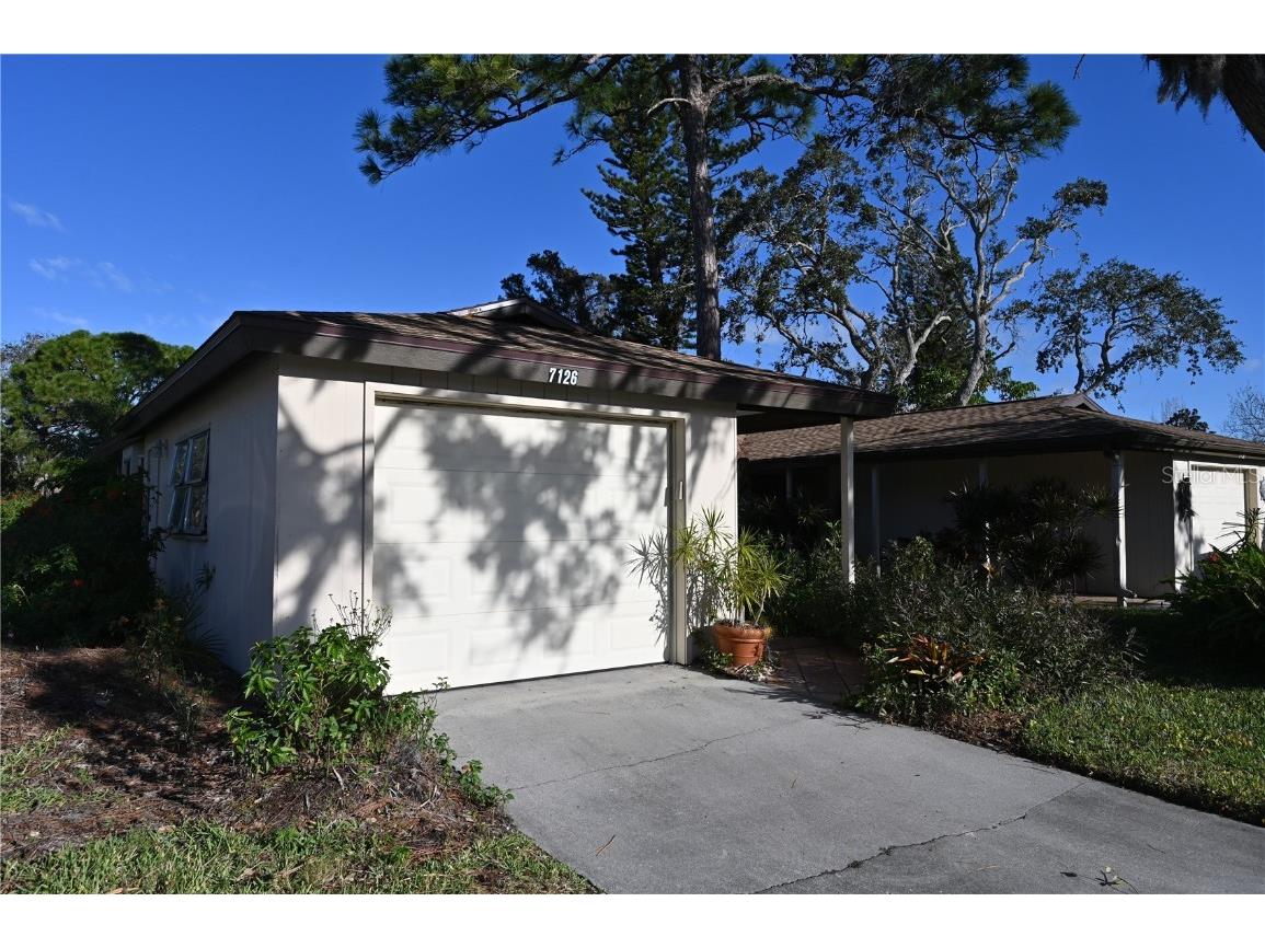 7126 Bright Creek Drive #39 Sarasota FL 34231 A4559073 image1