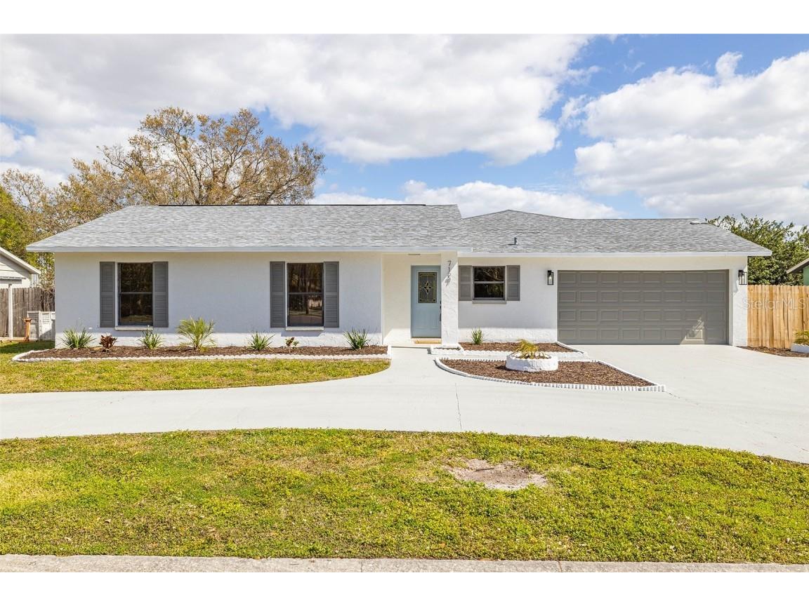 7127 13th Street E Sarasota FL 34243 U8191307 image1