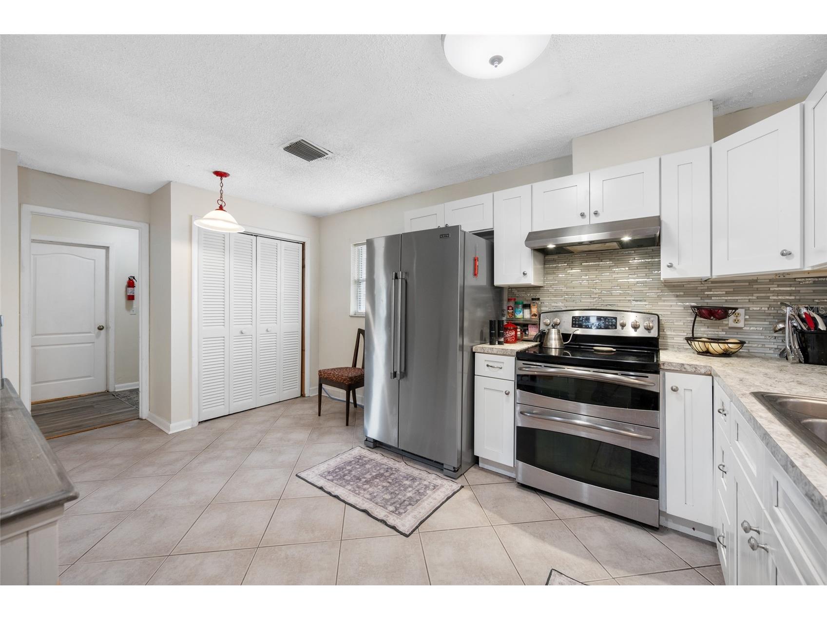 7128 64th Way N Pinellas Park FL 33781 TB8518382 image15