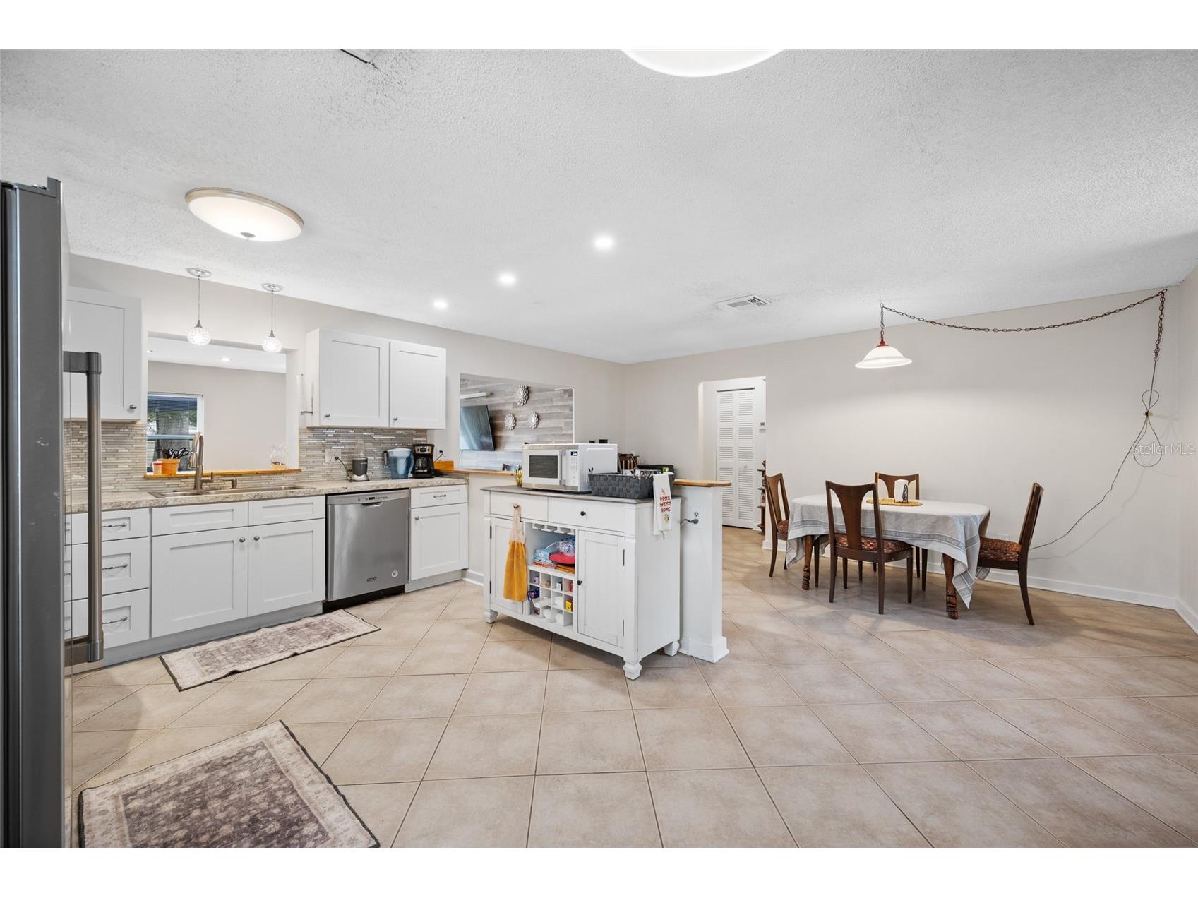 7128 64th Way N Pinellas Park FL 33781 TB8518382 image17