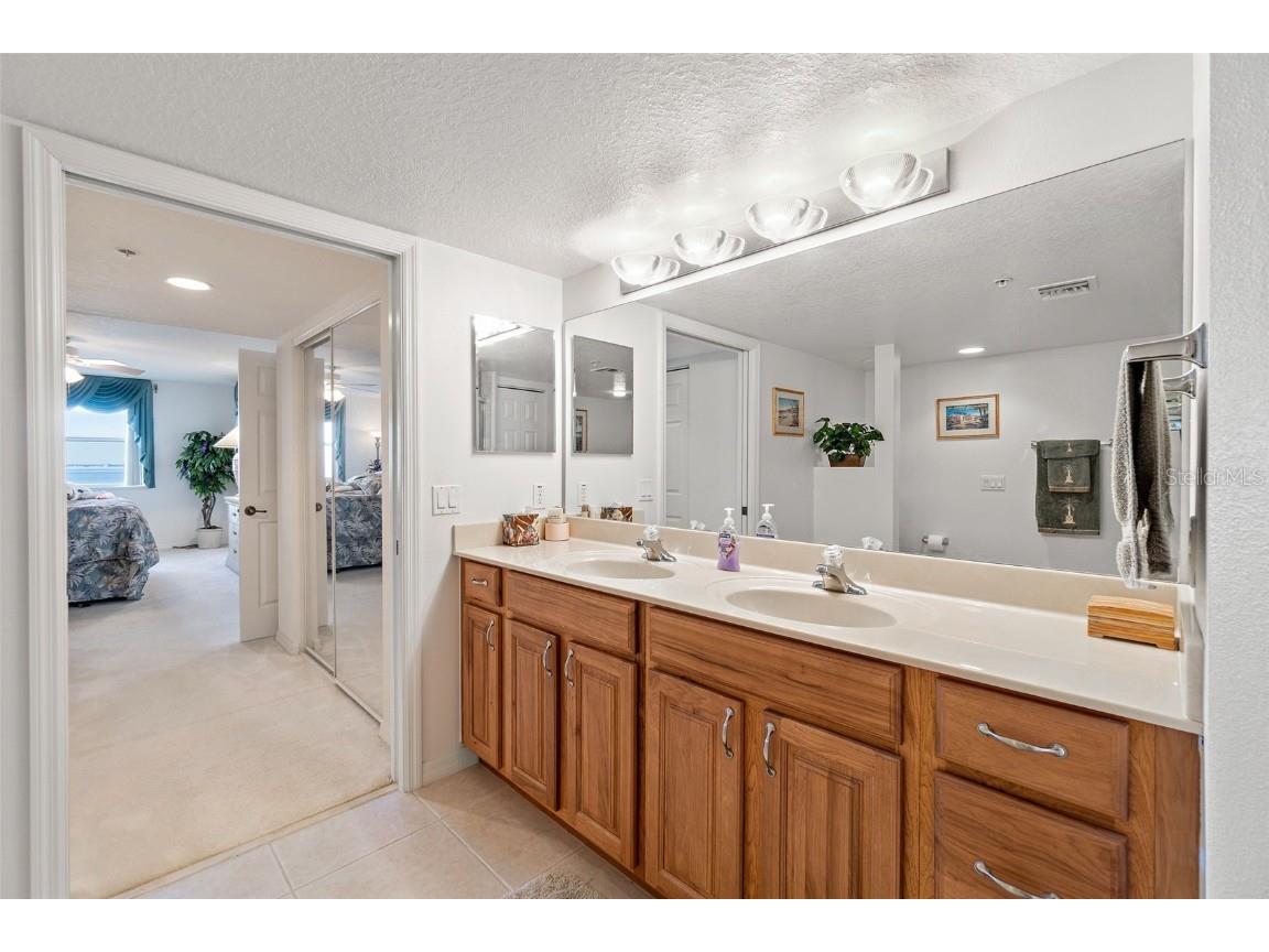 7128 Marbella Court #404 Cape Canaveral FL 32920 - BANANA RIVER O6366807 image27