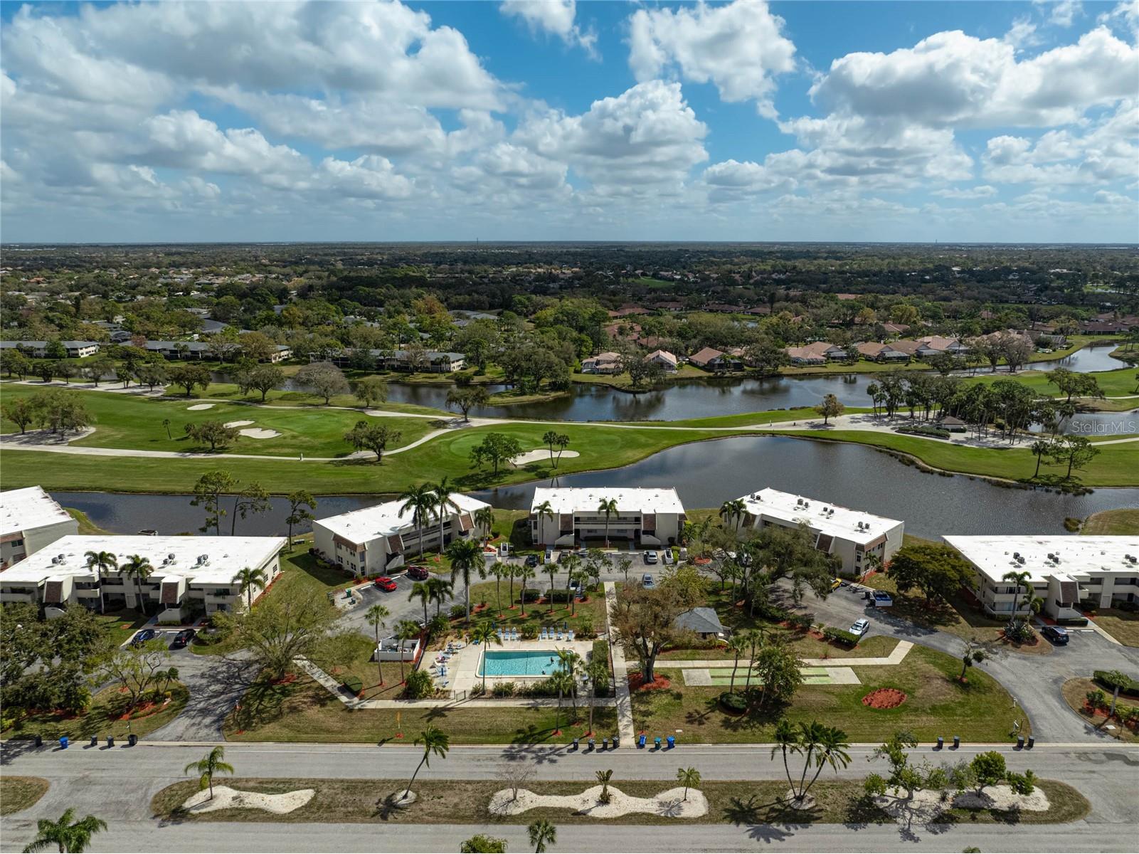 7128 W Country Club Drive N Sarasota FL 34243 A4685172 image40