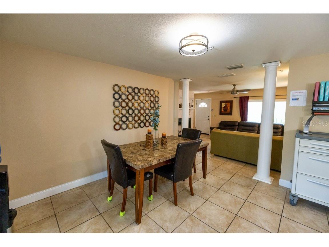 7128 Wrenwood Circle Tampa FL 33617 TB8402710 image1