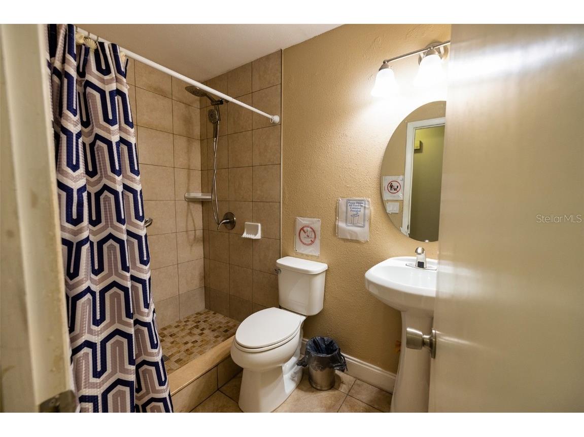 7128 Wrenwood Circle Tampa FL 33617 TB8402710 image45