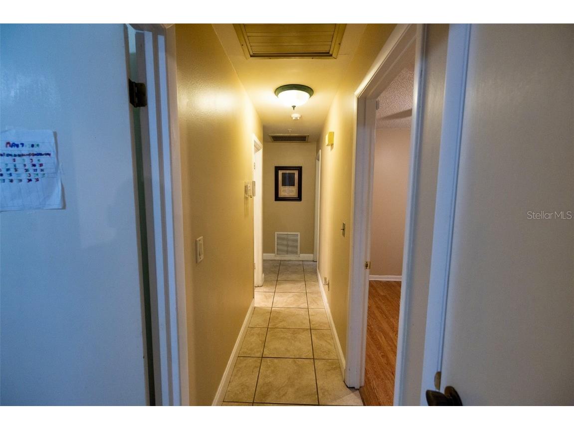 7128 Wrenwood Circle Tampa FL 33617 TB8402710 image50