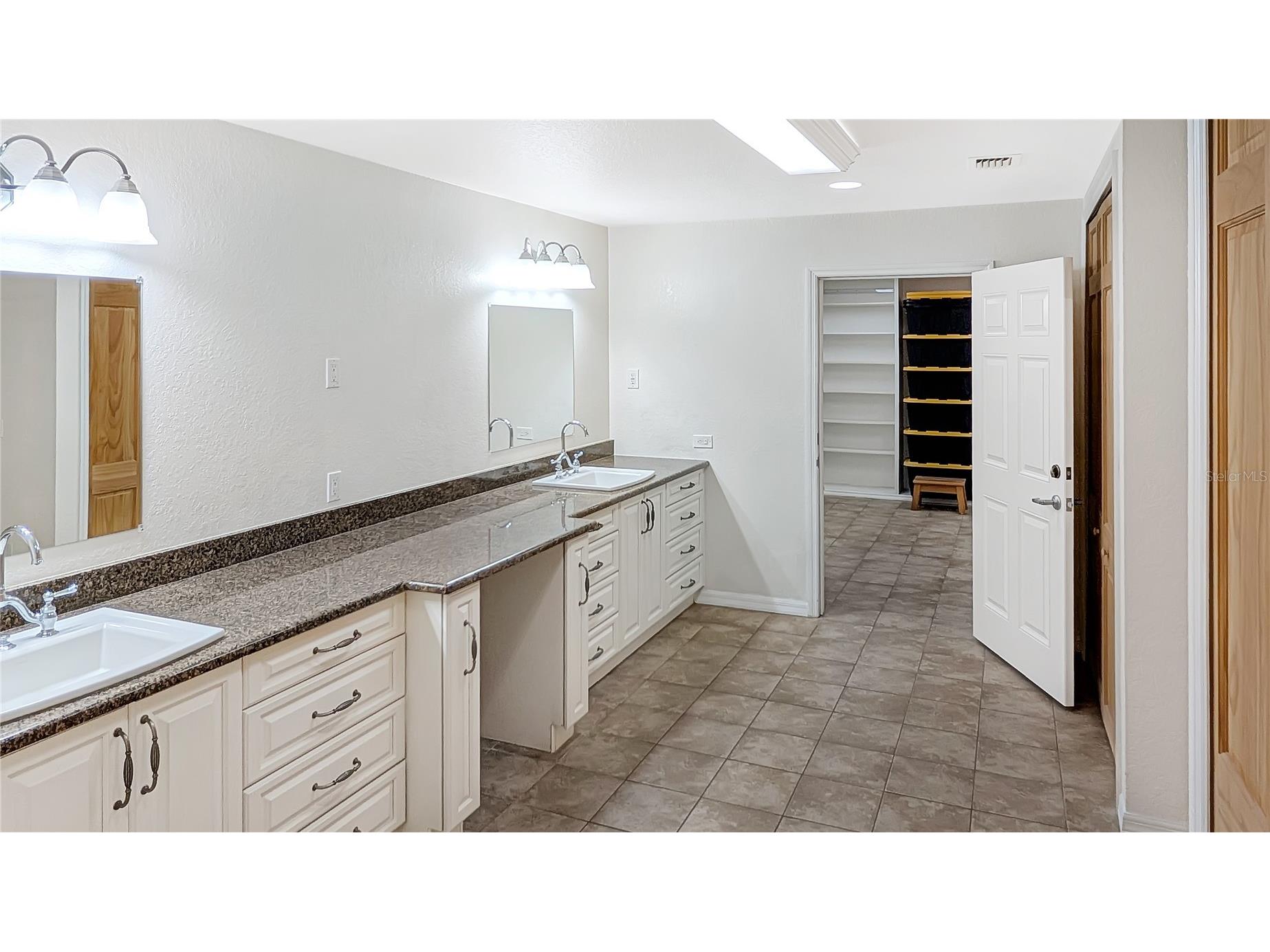 7129 Oakwind Drive Orlando FL 32818 O6377556 image19