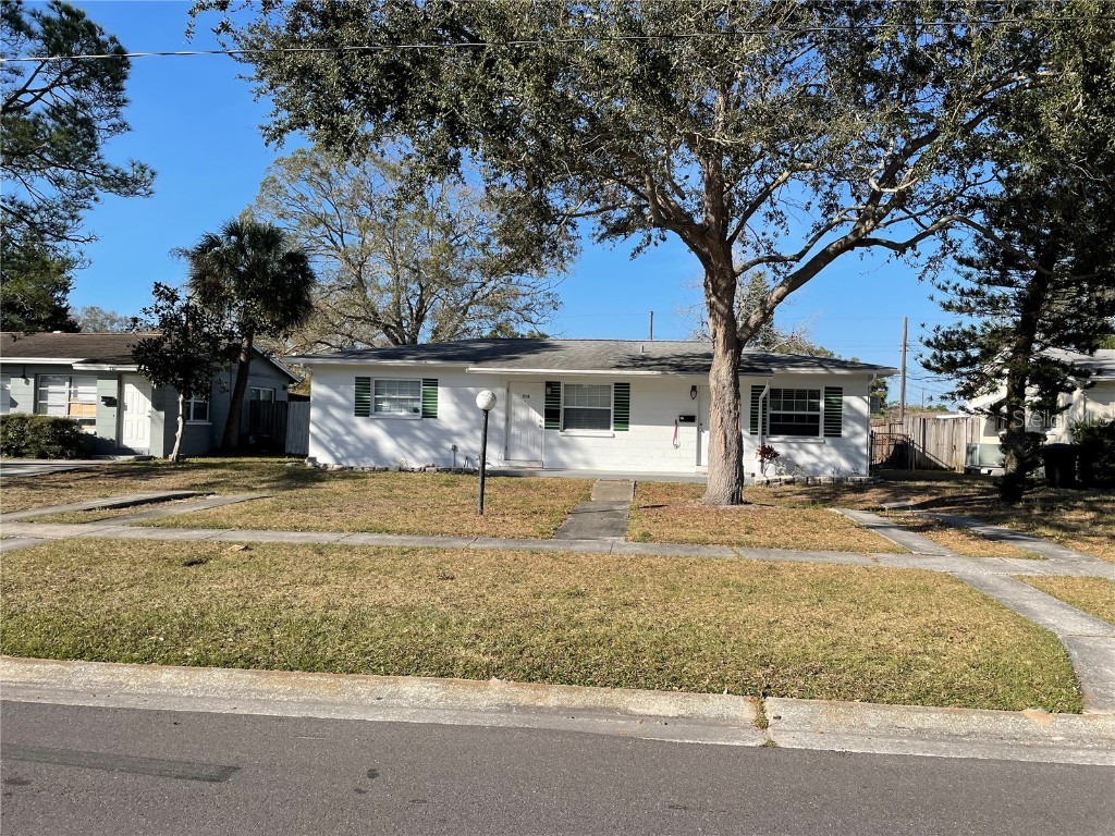 713 73rd Avenue N Saint Petersburg FL 33702 U8190790 image1