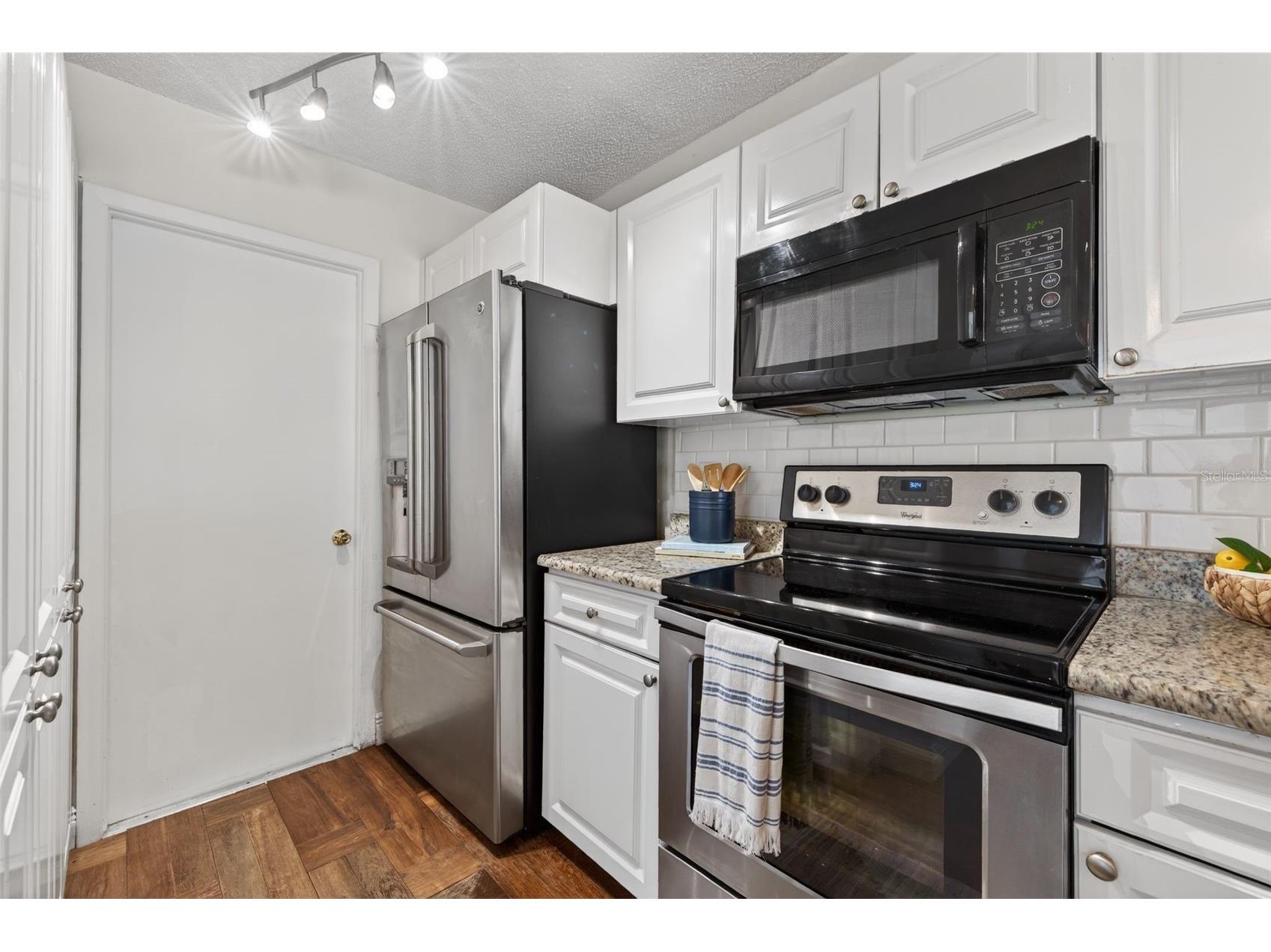 713 Caya Costa Court NE Saint Petersburg FL 33702 TB8486292 image17