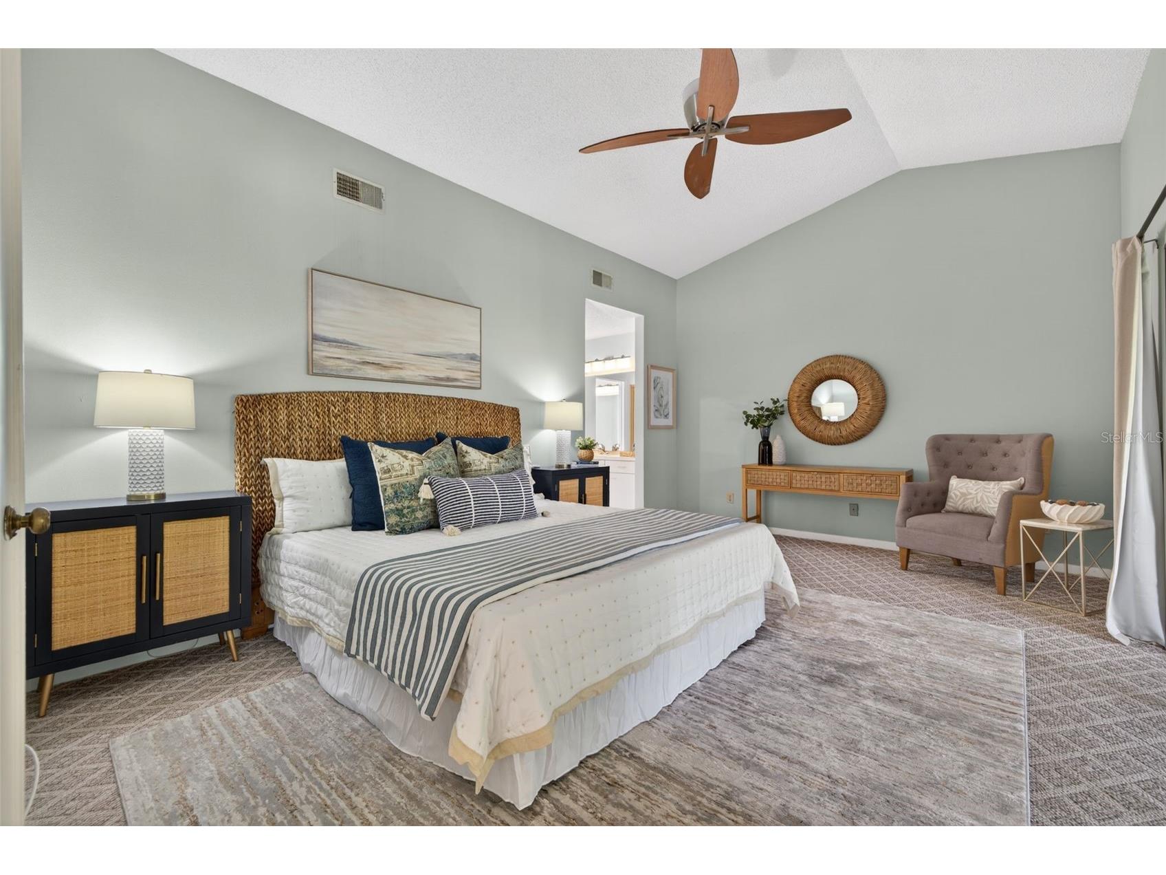 713 Caya Costa Court NE Saint Petersburg FL 33702 TB8486292 image25
