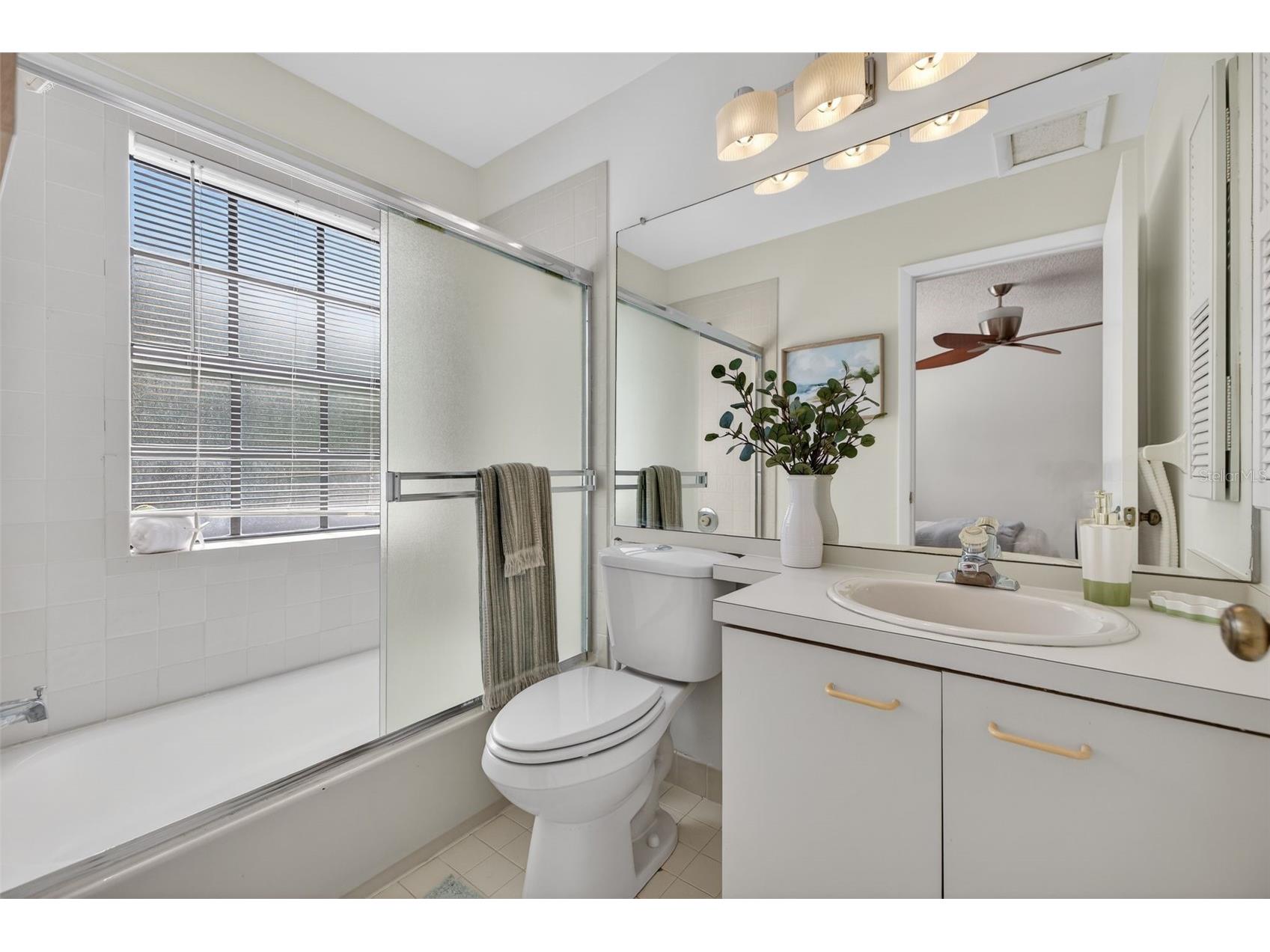 713 Caya Costa Court NE Saint Petersburg FL 33702 TB8486292 image33