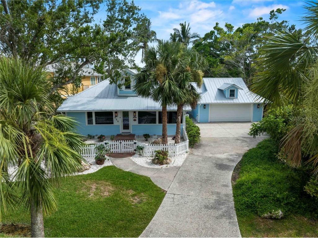 713 Eagle Point Drive Venice FL 34285 N6139855 image1