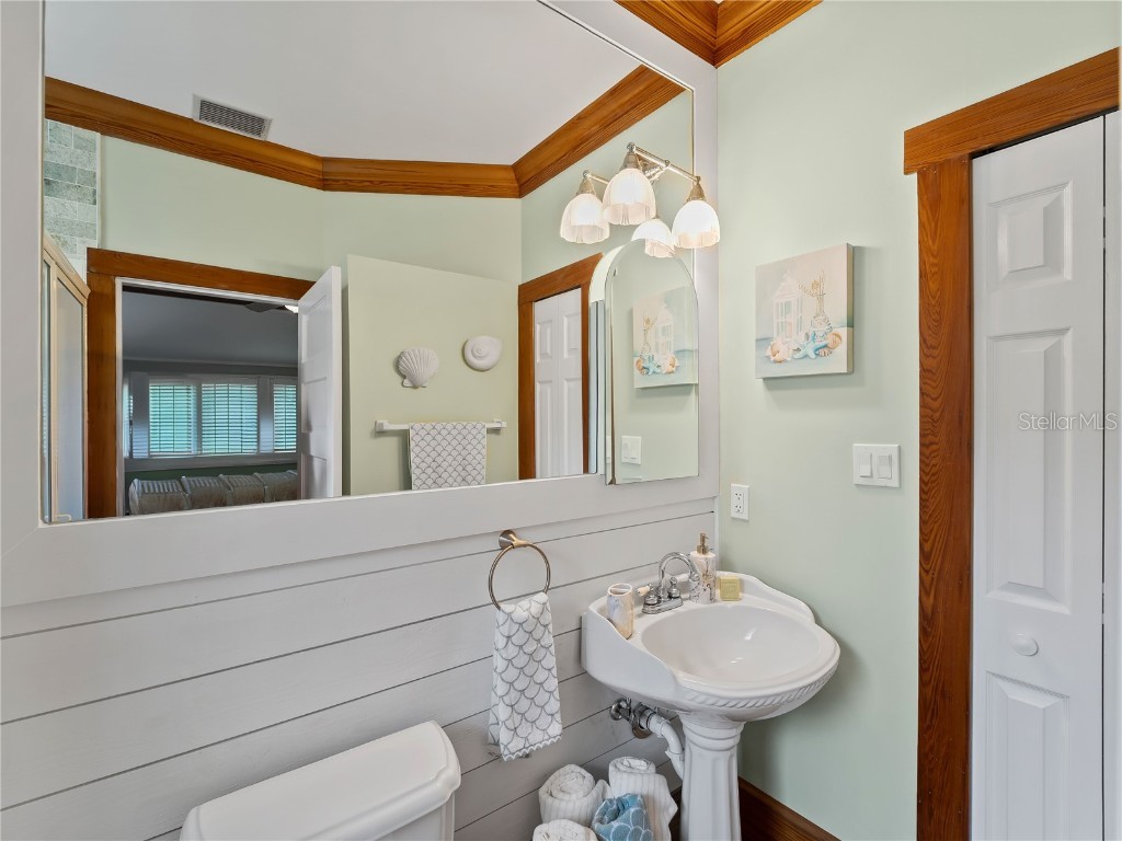 713 Eagle Point Drive Venice FL 34285 N6139855 image48