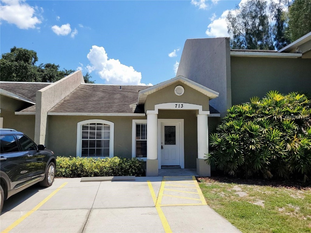 713 Lake Jessie Drive Winter Haven FL 33881 P4930358 image1