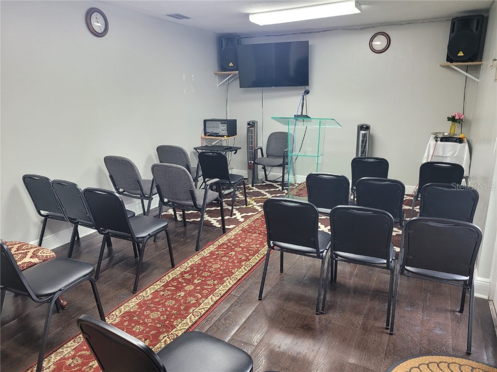 713 Lithia Pinecrest Road Brandon FL 33511 TB8444649 image4