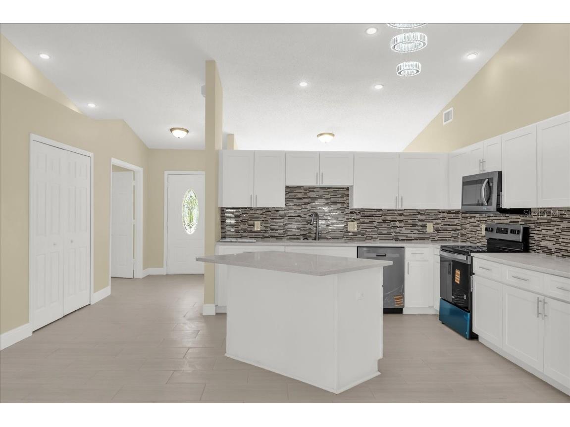 713 Maderia Court Kissimmee FL 34758 O6352914 image8