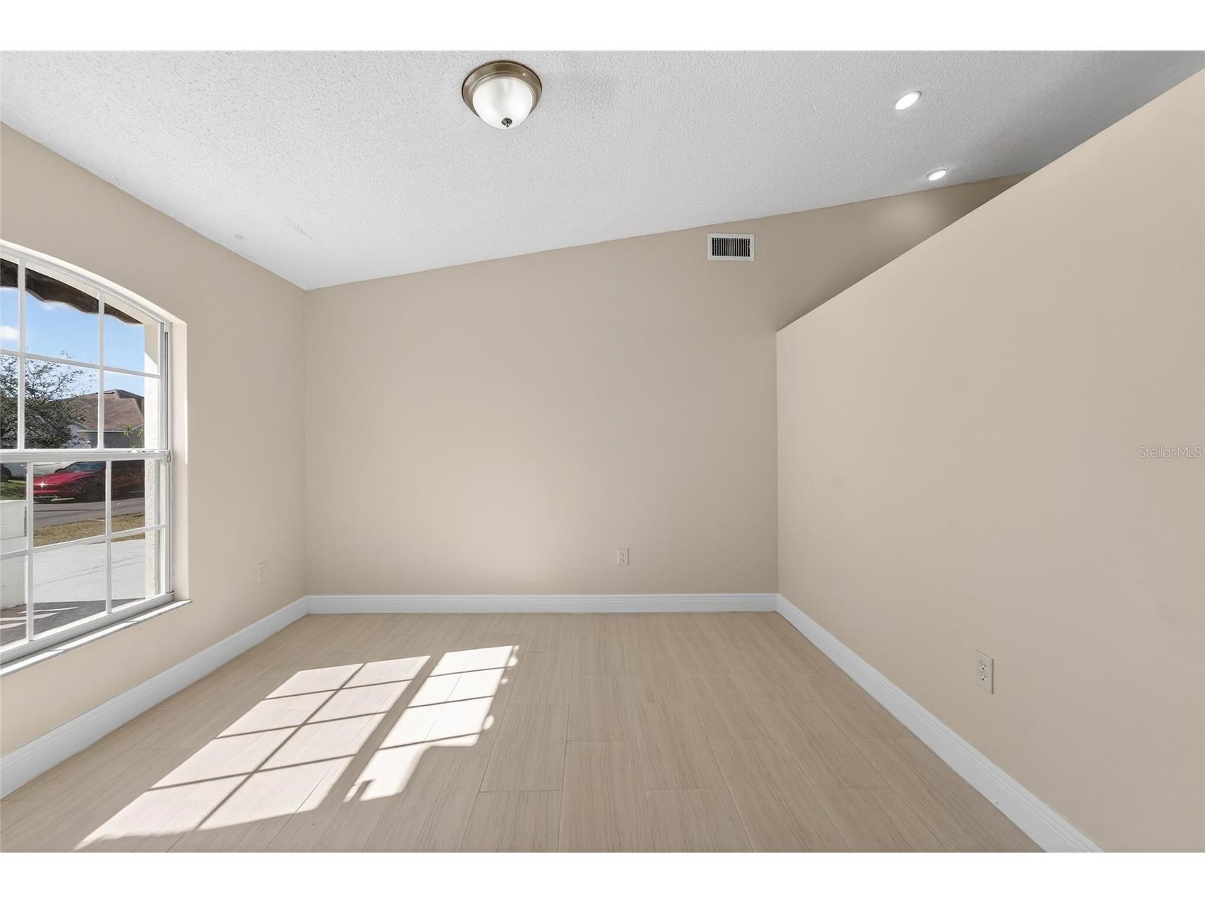 713 Maderia Court Kissimmee FL 34758 TB8466890 image12