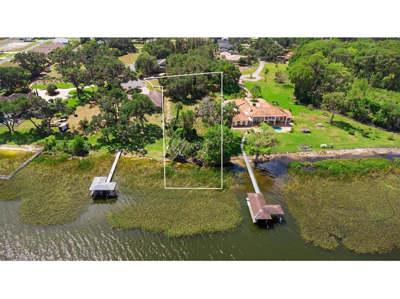 713 Newell Hill Road Leesburg FL 34748 - LAKE GRIFFIN O6297419 image1
