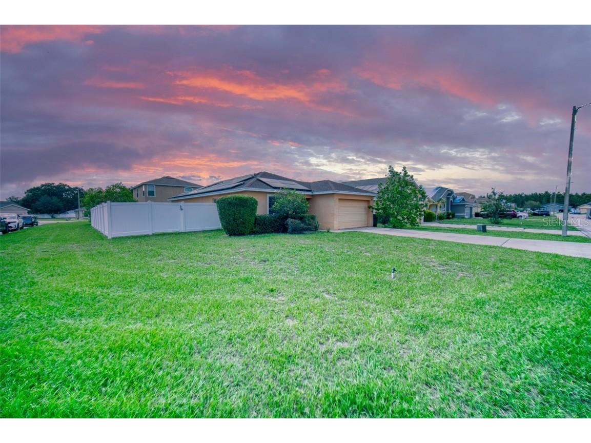 713 Overlook Grove Drive Winter Haven FL 33884 P4934874 image1