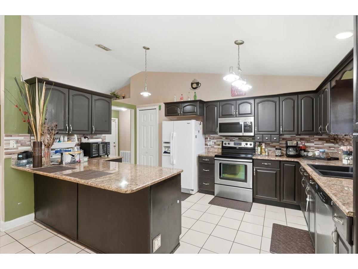 713 Pincon Lane Kissimmee FL 34759 O6388705 image5