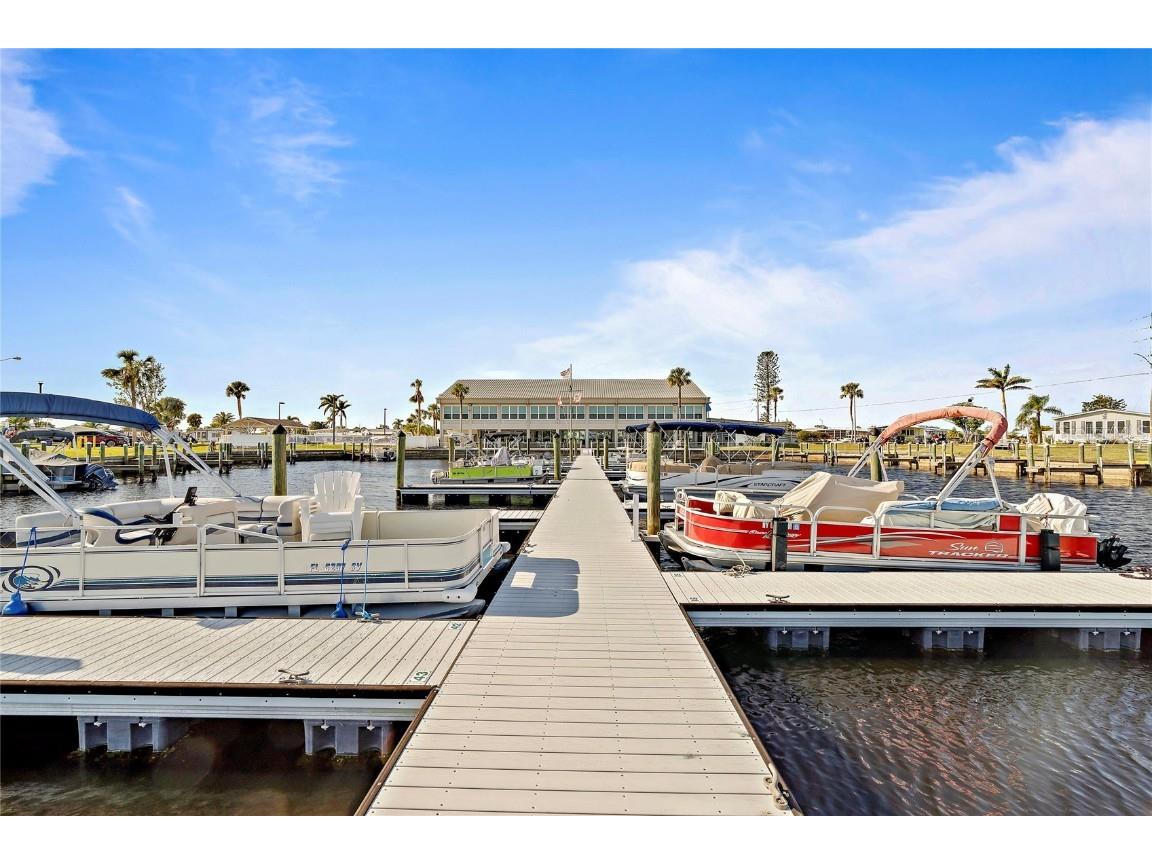 713 Riverview Circle North Port FL 34287 A4673581 image34