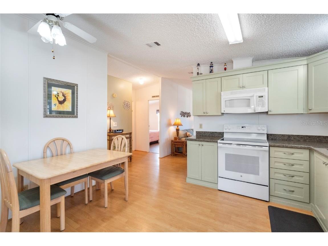 713 Riverview Circle North Port FL 34287 A4673581 image8