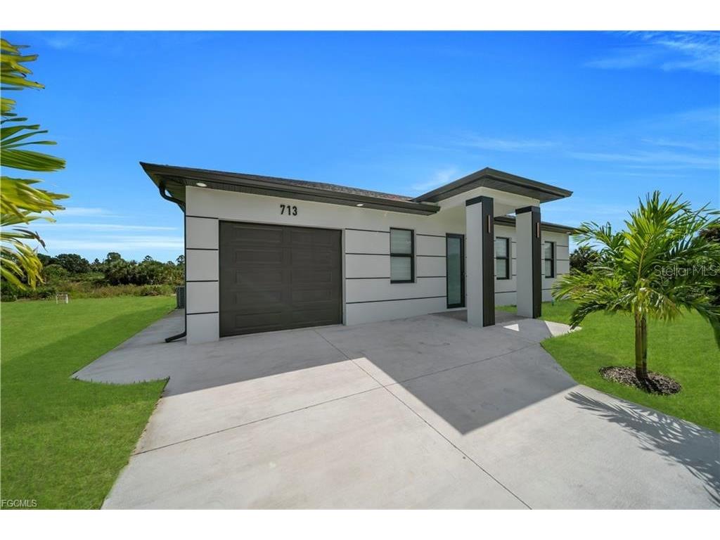 713 Roma Avenue S Lehigh Acres FL 33974 A4668902 image1