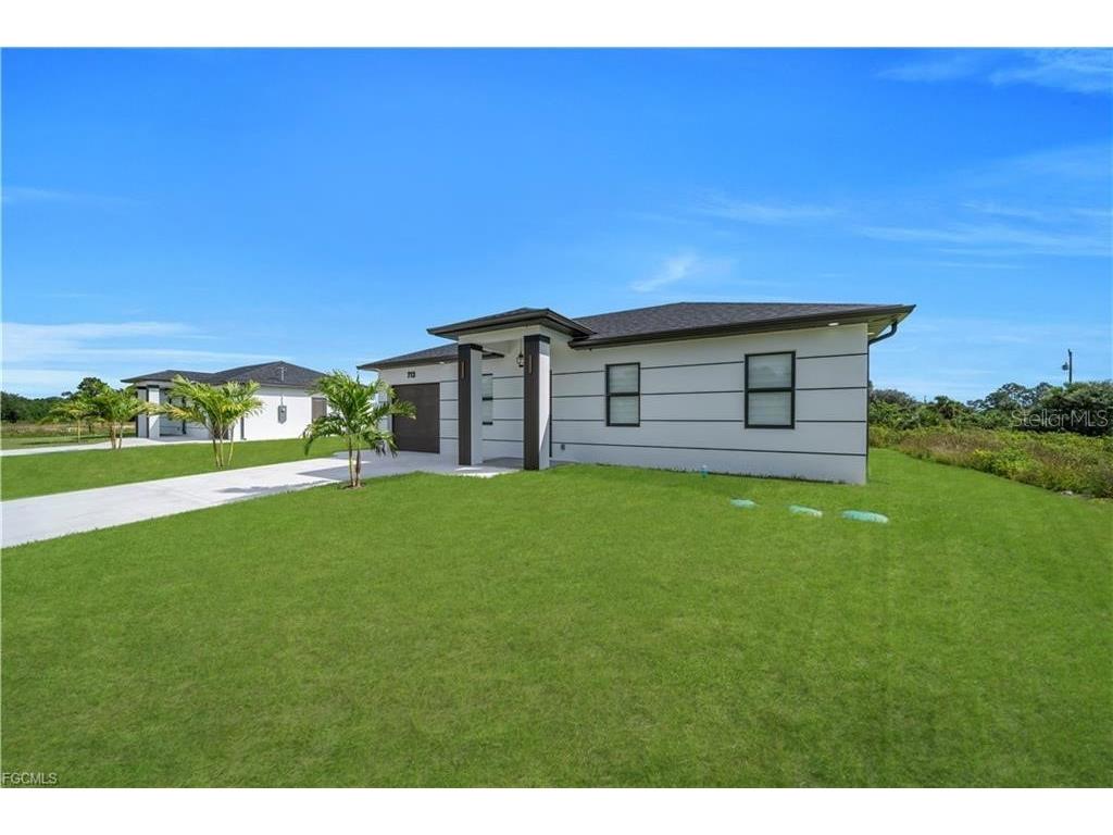 713 Roma Avenue S Lehigh Acres FL 33974 A4668902 image2