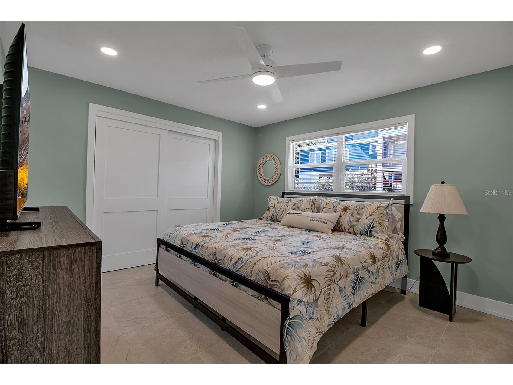 713 Saint Judes Drive S #1 Longboat Key FL 34228 TB8459956 image12