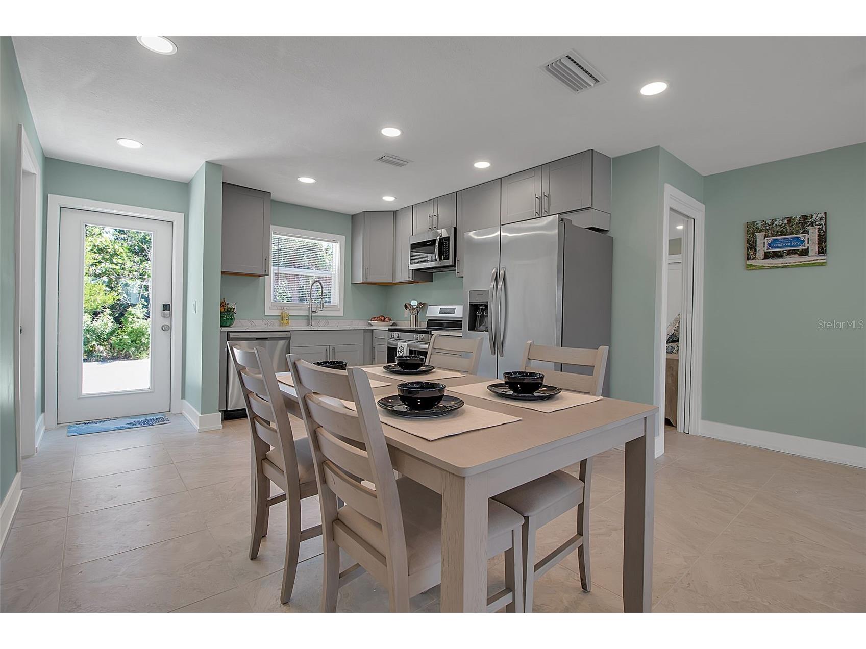 713 Saint Judes Drive S #1 Longboat Key FL 34228 TB8459956 image7