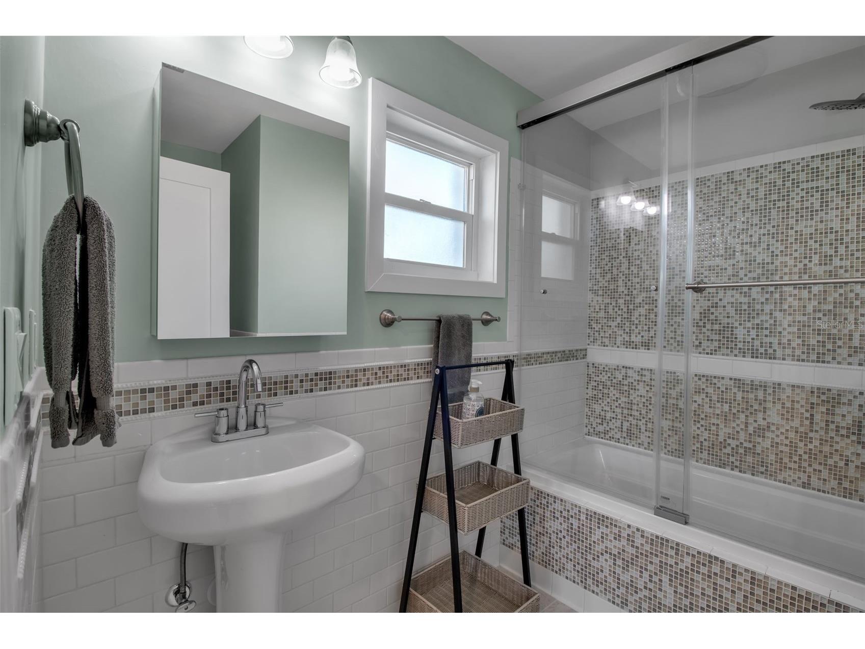 713 Saint Judes Drive S #2 Longboat Key FL 34228 TB8460267 image14