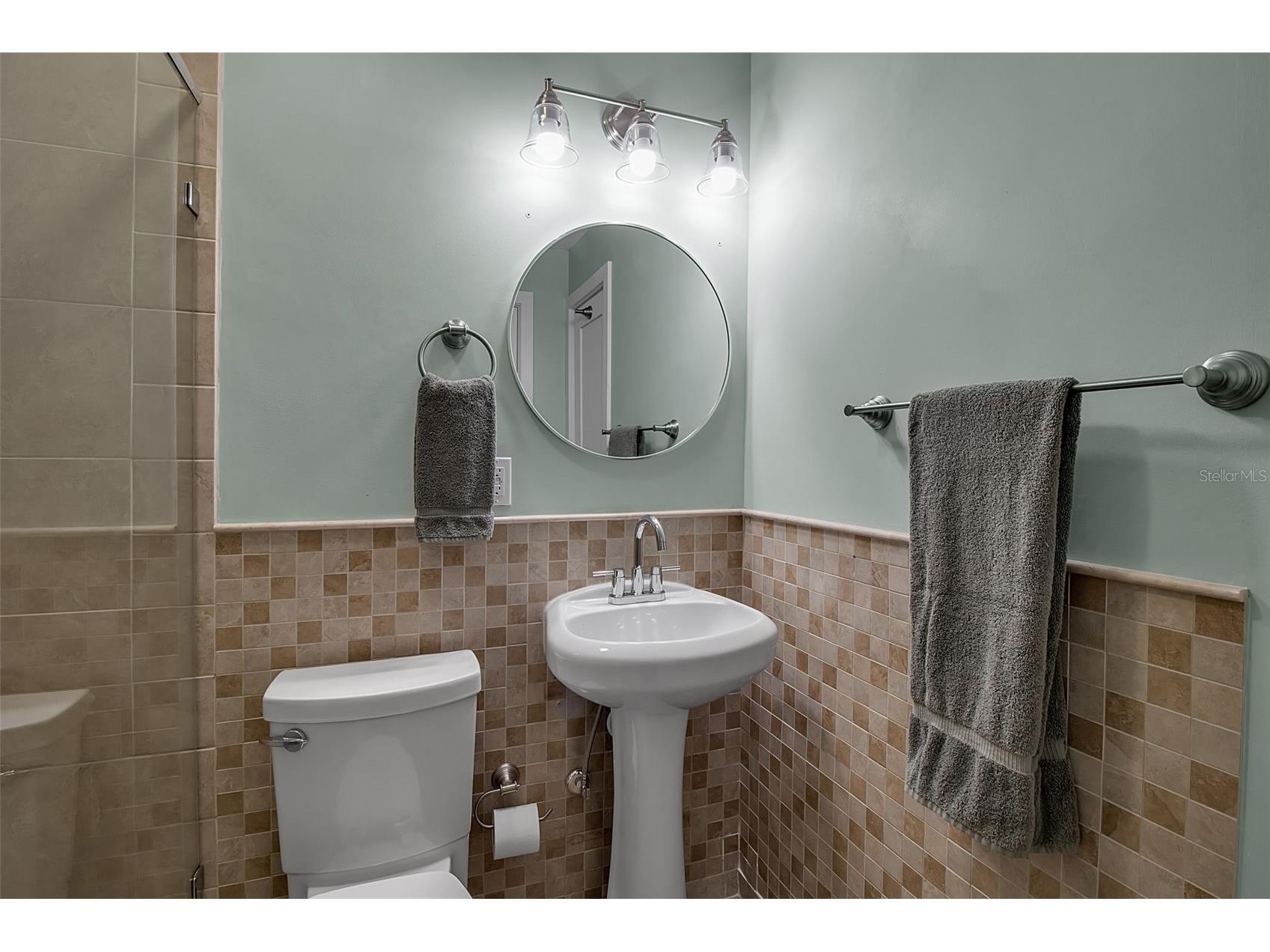 713 Saint Judes Drive S #2 Longboat Key FL 34228 TB8460267 image19