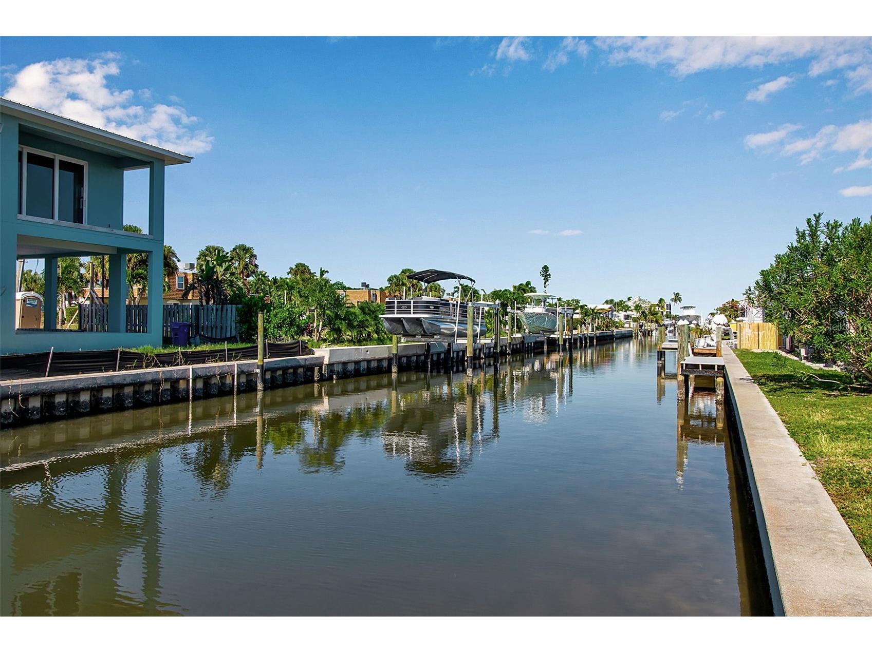 713 Saint Judes Drive S #2 Longboat Key FL 34228 TB8460267 image23