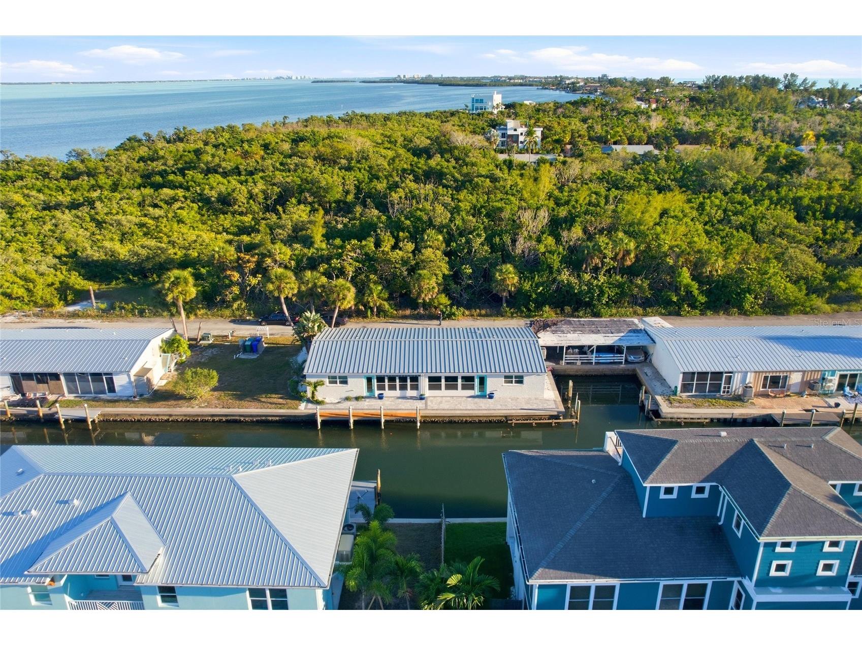 713 Saint Judes Drive S #2 Longboat Key FL 34228 TB8460267 image24