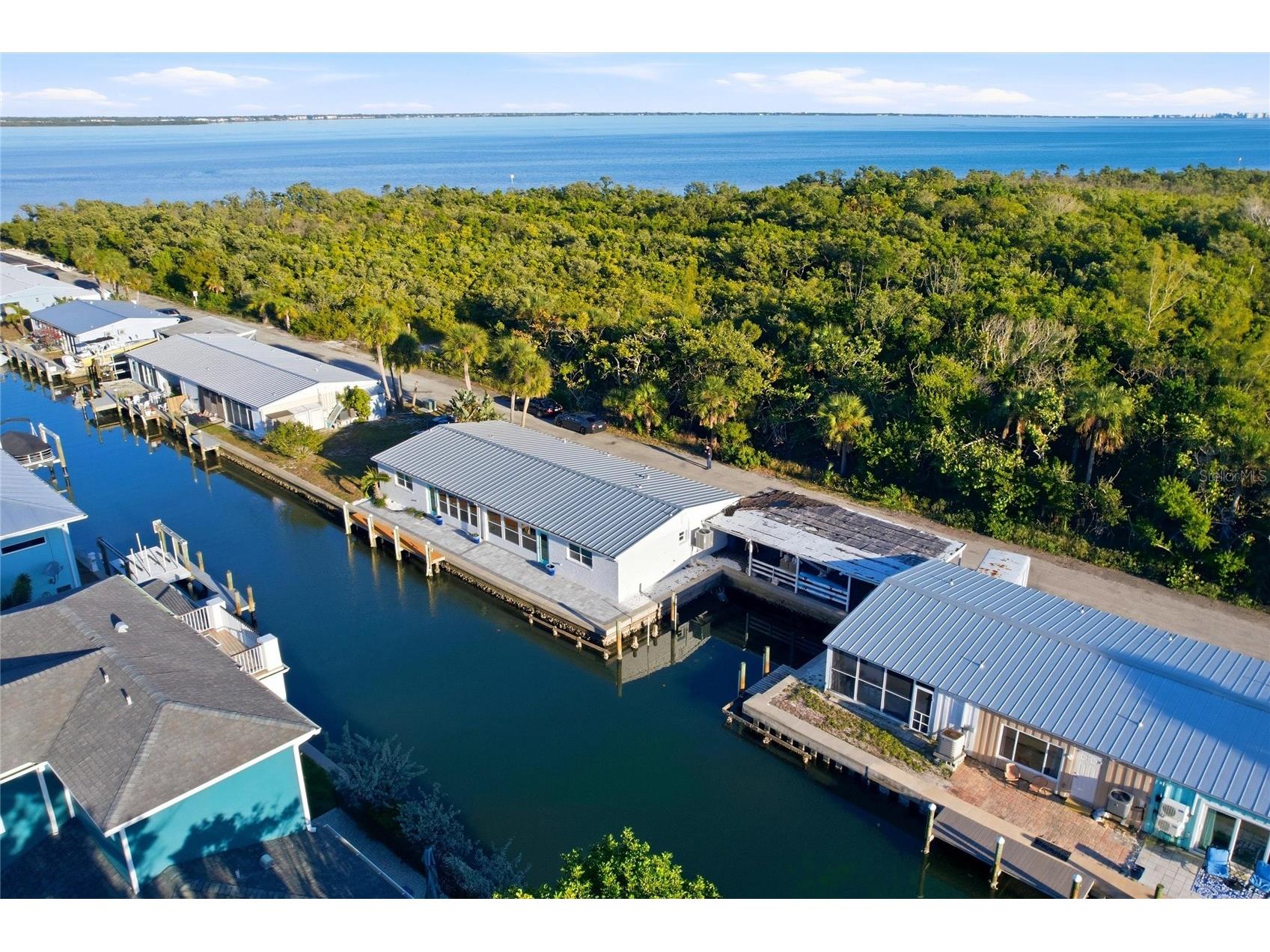 713 Saint Judes Drive S #2 Longboat Key FL 34228 TB8460267 image25