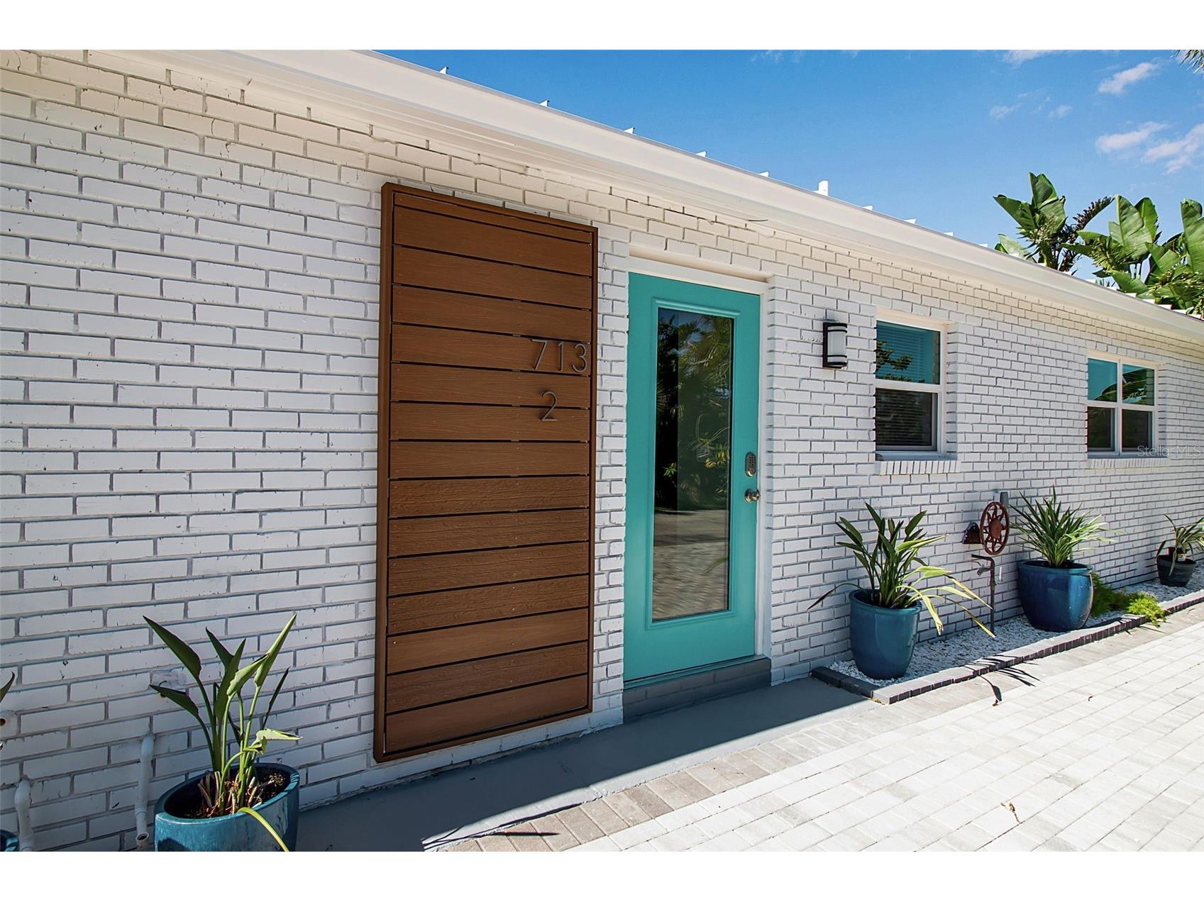 713 Saint Judes Drive S #2 Longboat Key FL 34228 TB8460267 image3