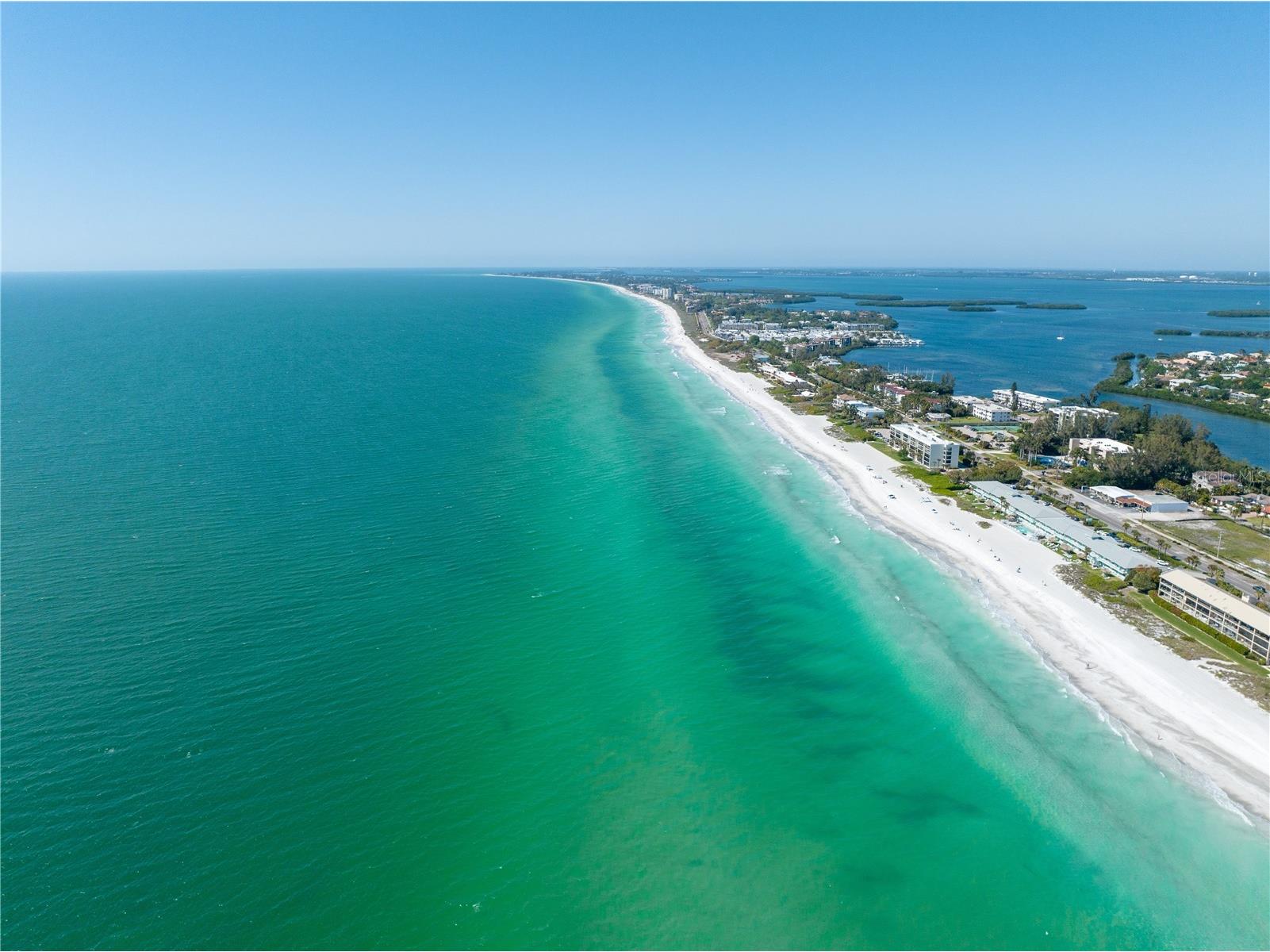 713 Saint Judes Drive S #2 Longboat Key FL 34228 TB8460267 image31