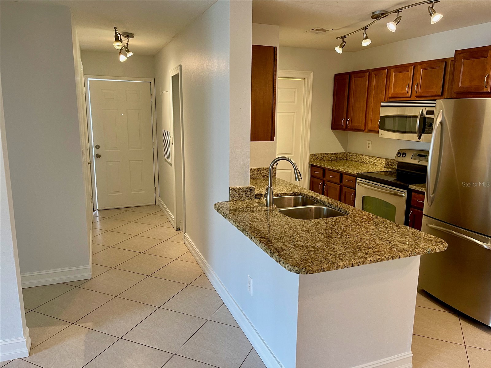 713 Secret Harbor Lane #101 Lake Mary FL 32746 O6379845 image3