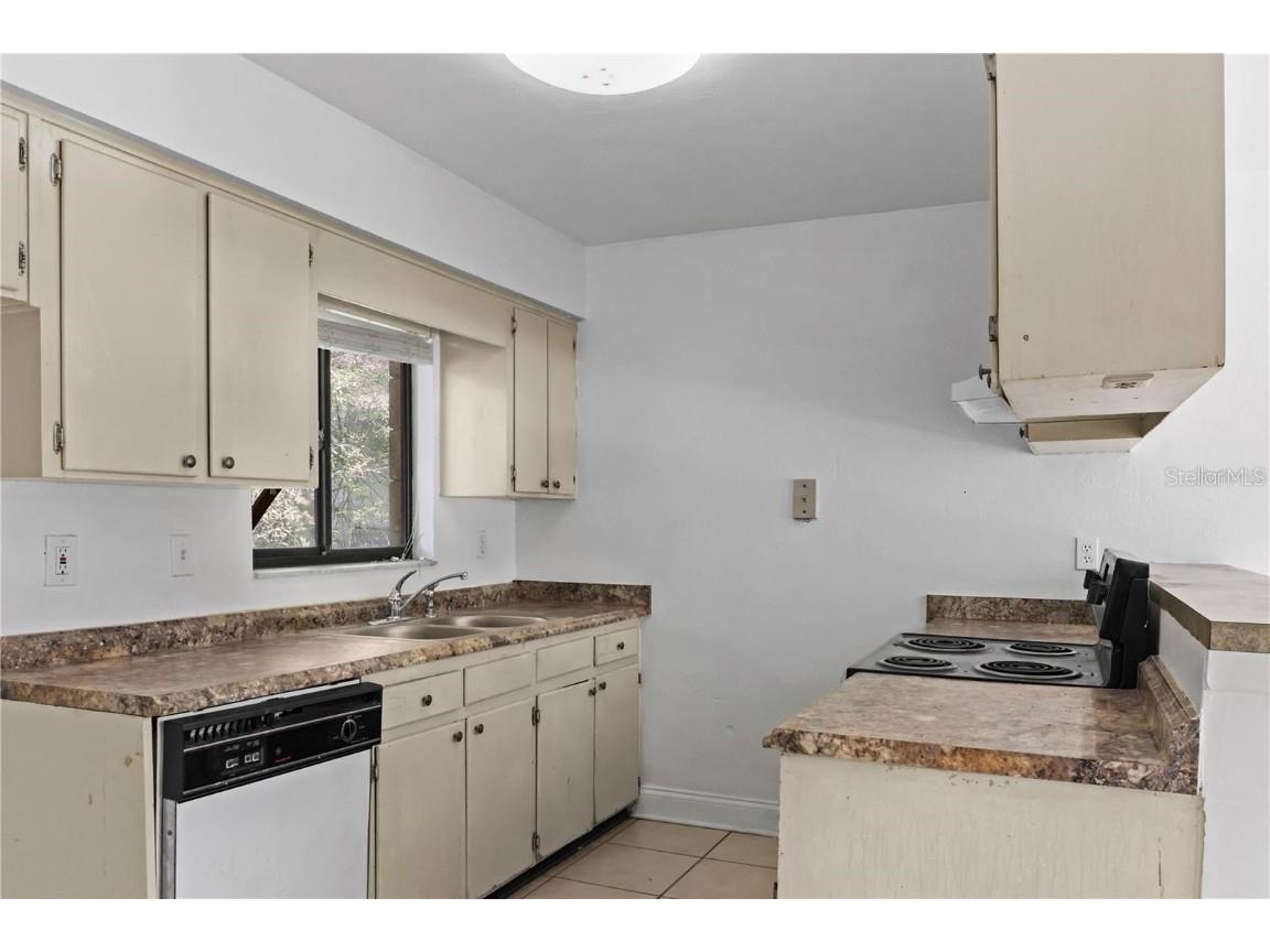 713 SW 69th Street Gainesville FL 32607 FC313530 image11