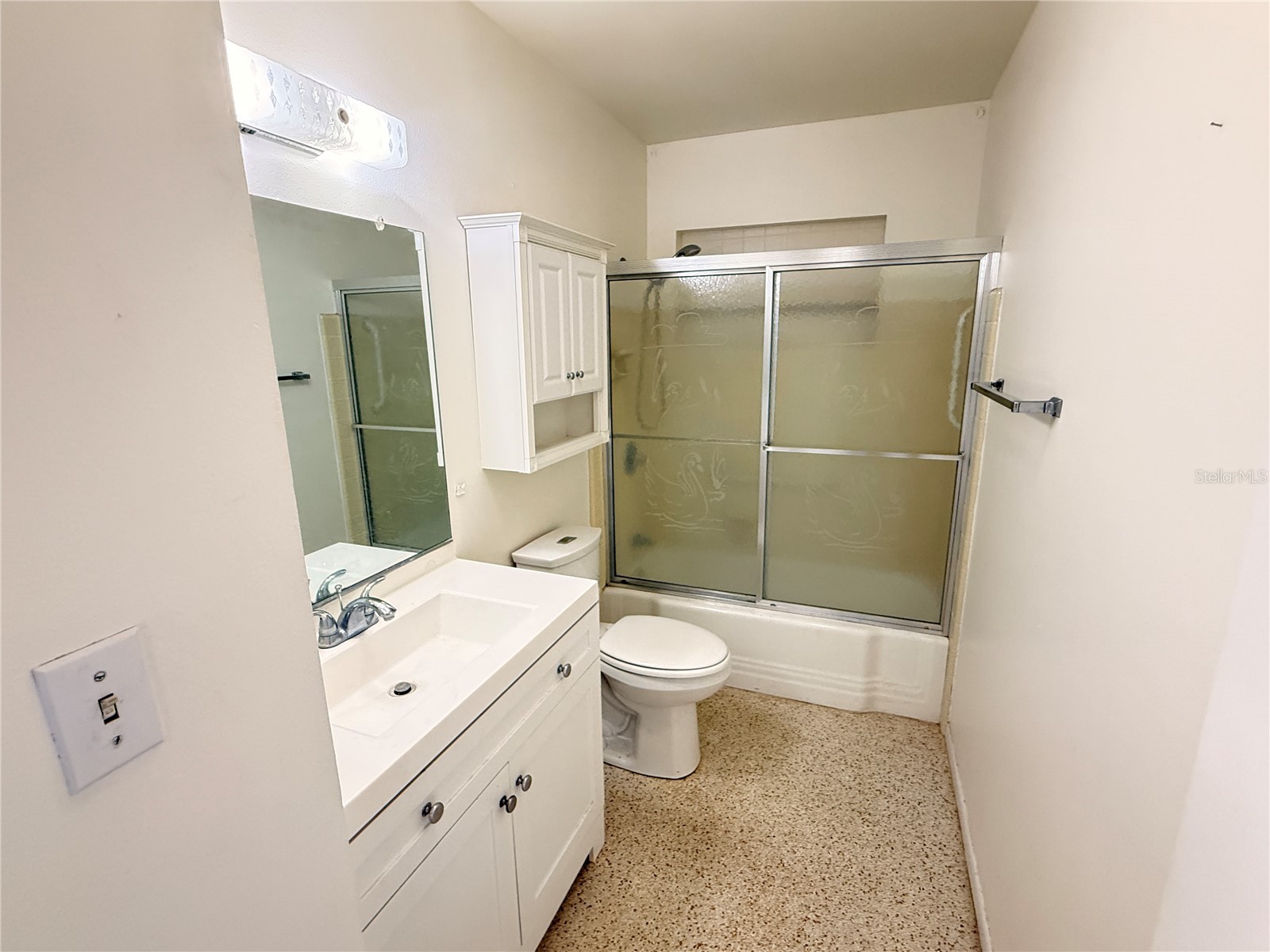 713 Thunderbird Avenue Sun City Center FL 33573 TB8484449 image13