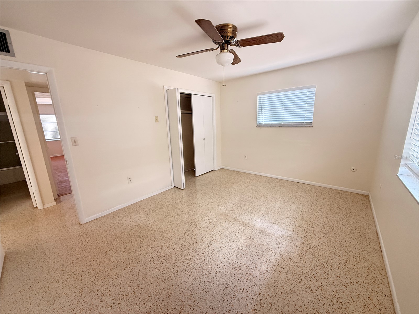 713 Thunderbird Avenue Sun City Center FL 33573 TB8484449 image16