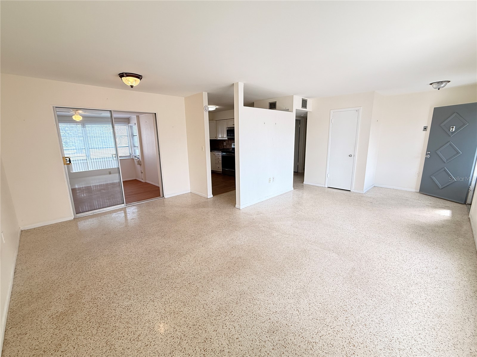 713 Thunderbird Avenue Sun City Center FL 33573 TB8484449 image7