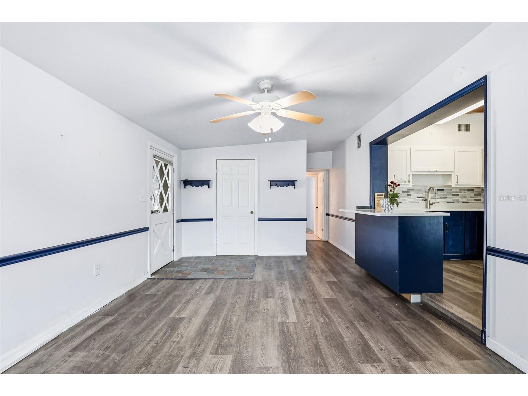 713 W 116th Avenue Tampa FL 33612 TB8483699 image24