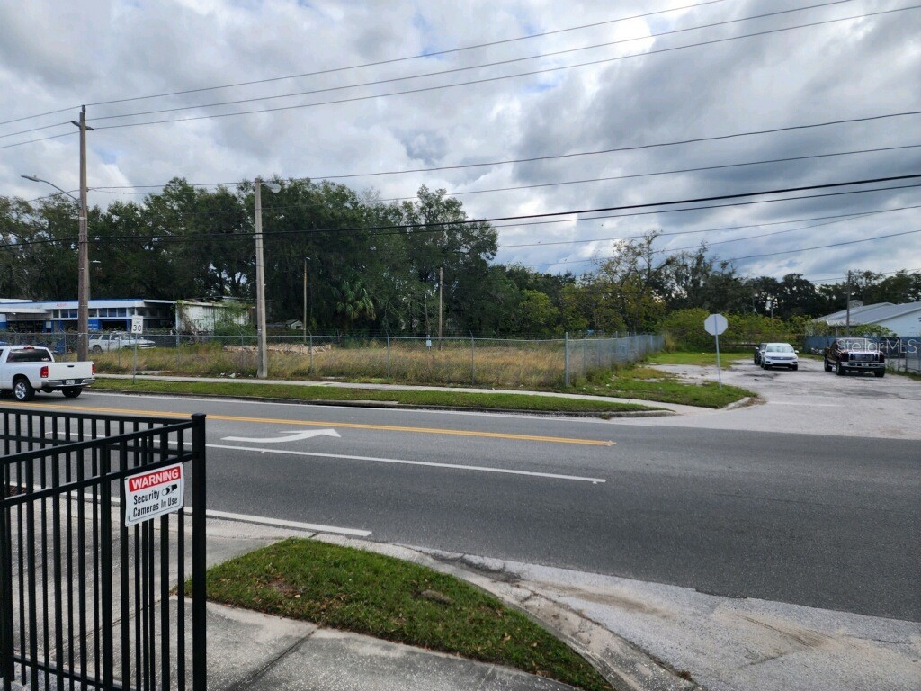 713 W Dr Martin Luther King Jr Boulevard Plant City FL 33563 T3415259 image1