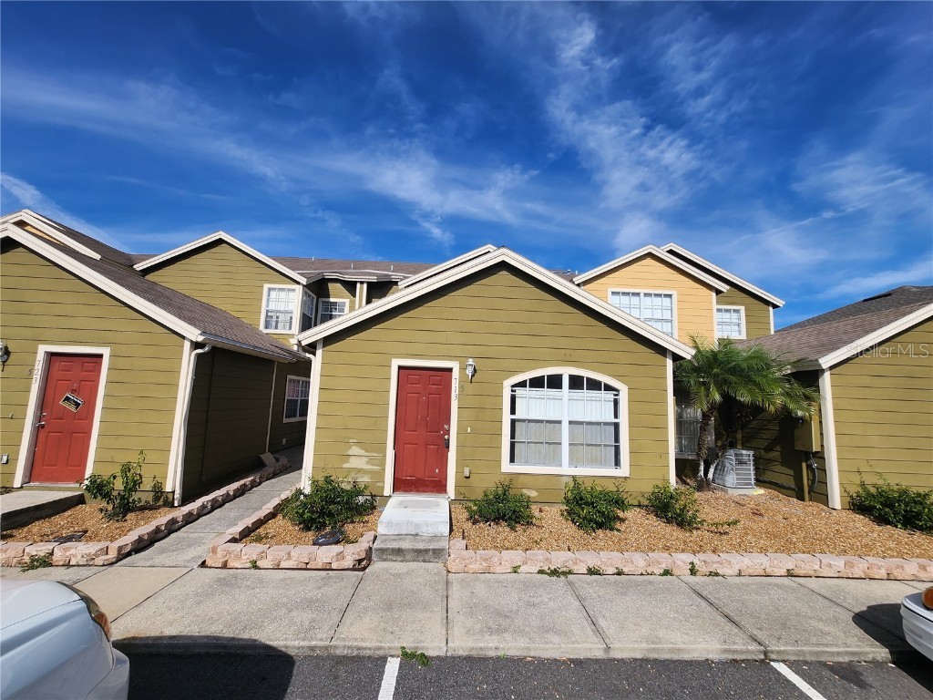 713 Washington Palm Loop #FRONT UNIT Davenport FL 33897 O6162635 image1