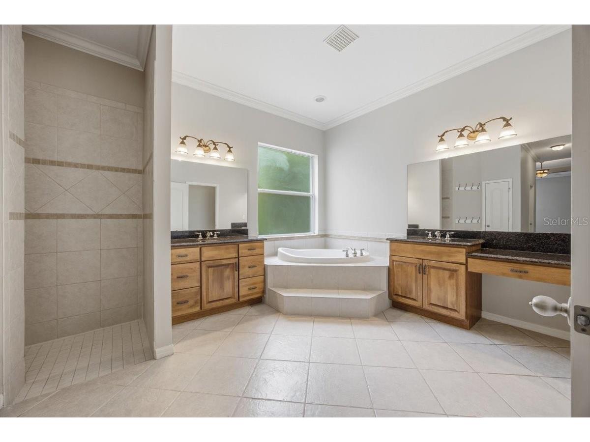 713 Whitehall St Plant City FL 33563 TB8495305 image14