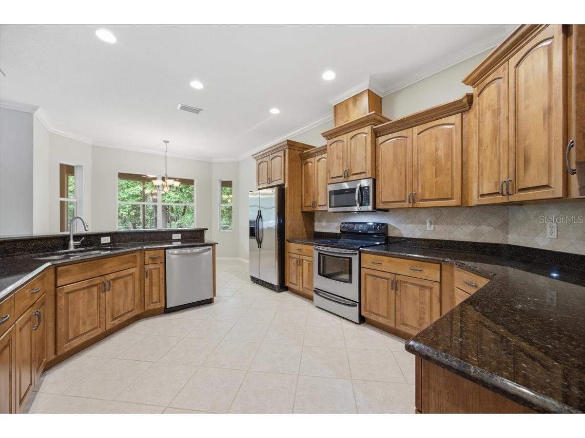 713 Whitehall St Plant City FL 33563 TB8495305 image6